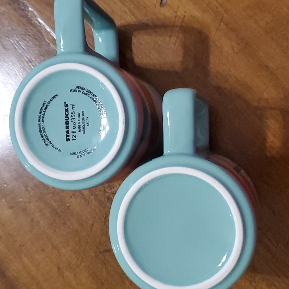 Set of 2 Starbucks 2019 Mugs One with misprint - Picture 6 of 7